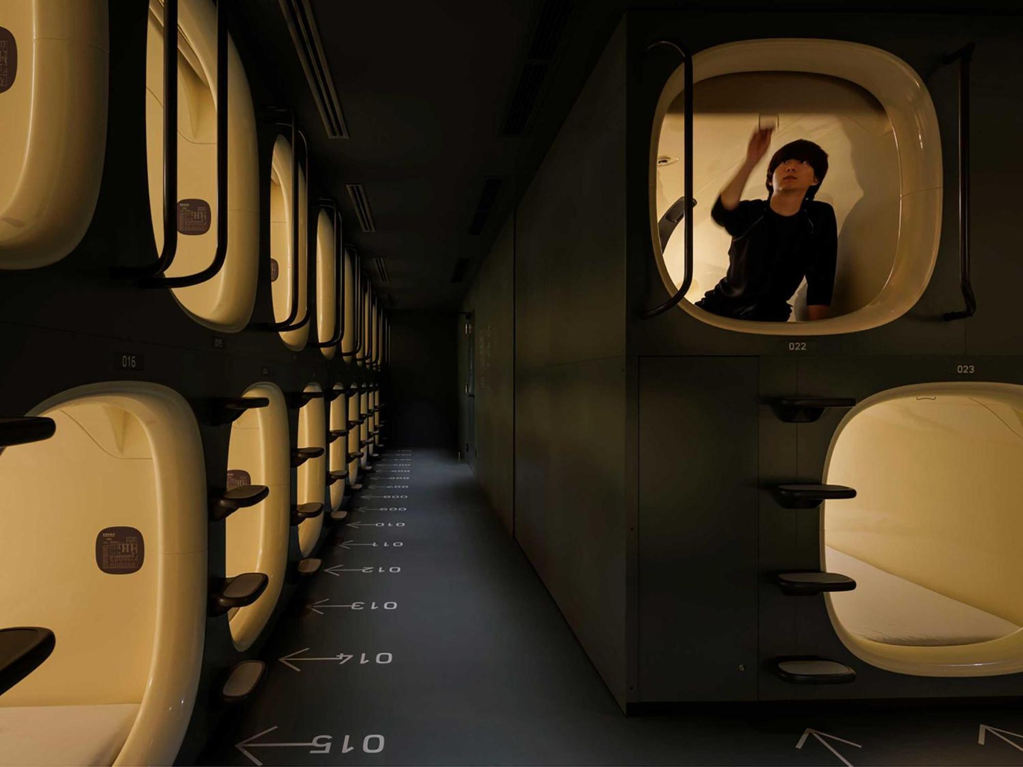 Hotel cápsula 9h Nine Shinagawa Station Sleep Lab For Men